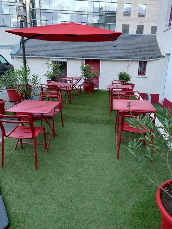 Logis Chateaubriand Hotel 2*